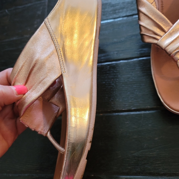 FitFlop Rose Gold Twiss Leather Sandal - 8 - Picture 2 of 7